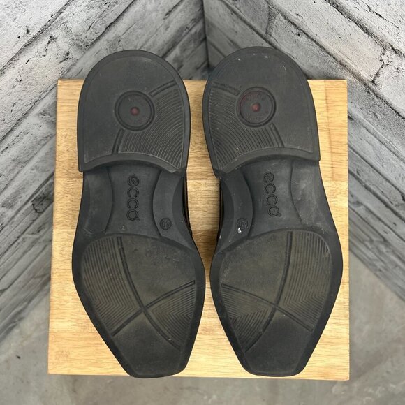 ECCO Barcellona Apron Toe Oxford Dress Shoes - Picture 8 of 8